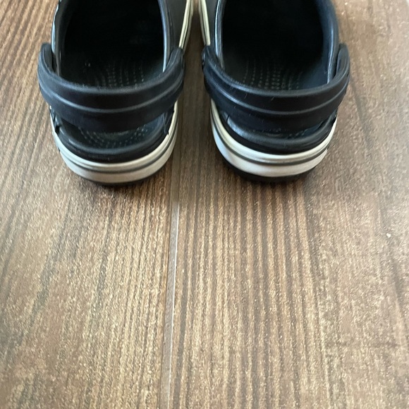 Crocs for kids size 6/7 - Picture 3 of 4